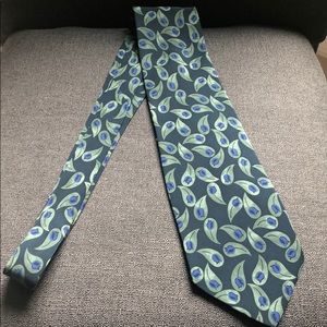 Metropolitan Tie